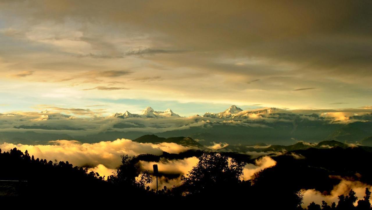 The Misty Mountains Villa Chaukori Екстериор снимка